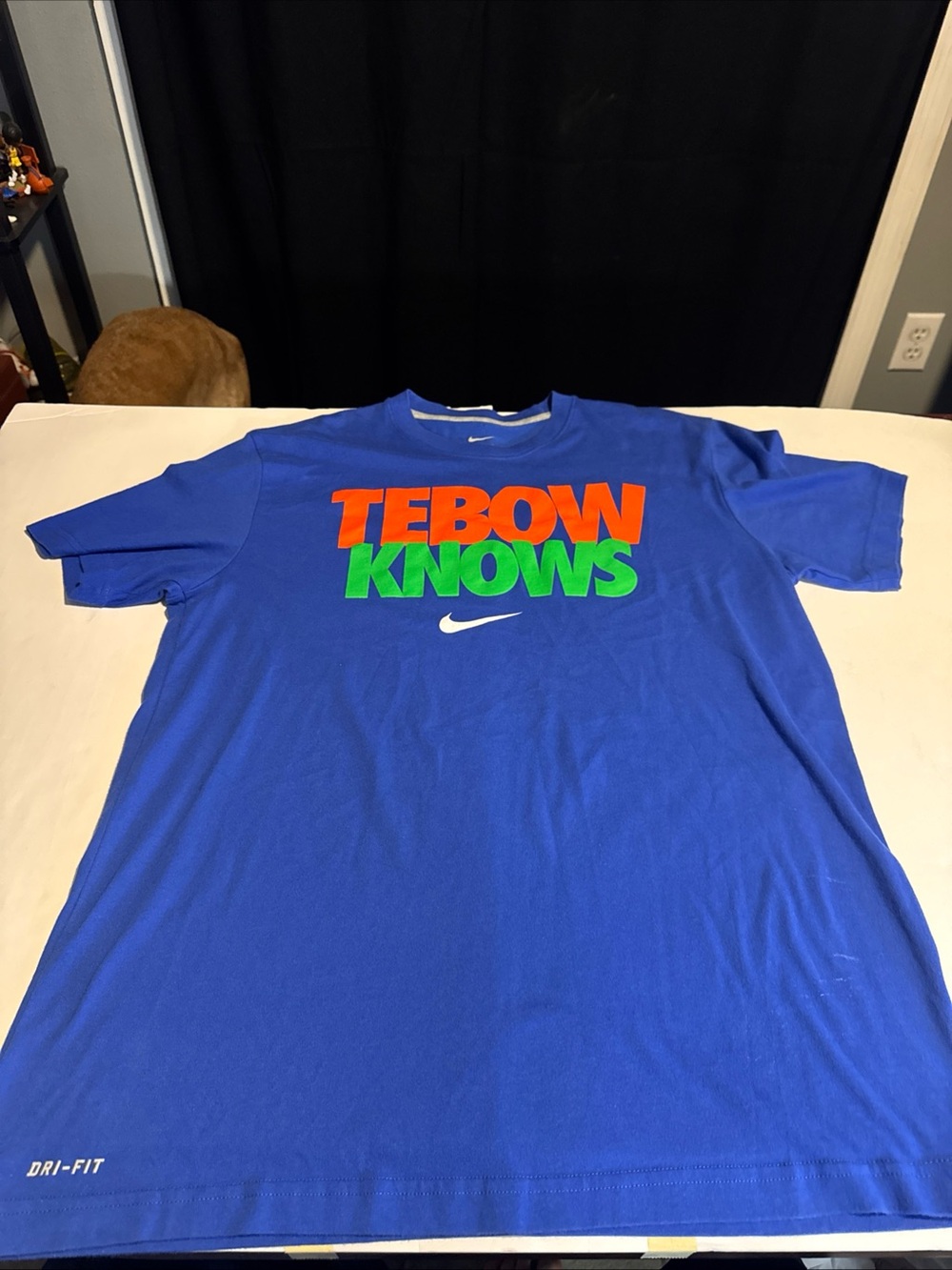 Tebow Knows Nike Shirt Gators Large Rare Limited Run